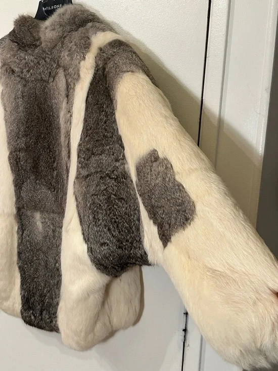 Luxury Two-Tone rabbit Fur Jacket in Gray and Cream vintage - Picture 3 of 6